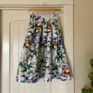 H&M Floral Skirt, pleated, with pockets! Size 4